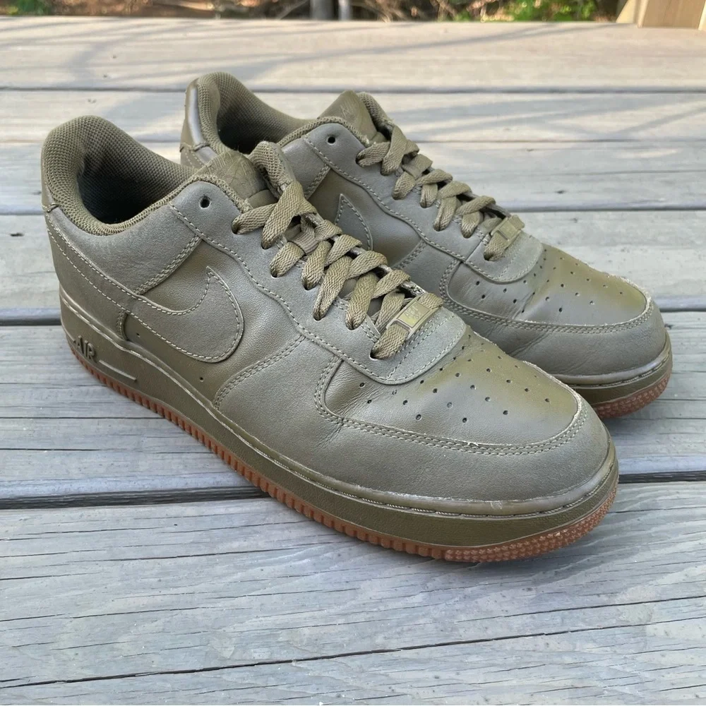 Nike Air Force AF1 82 Iguana low top shoes size 10
